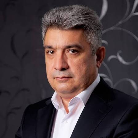 Şair Arif Buzovnalının portret fotoşəkli